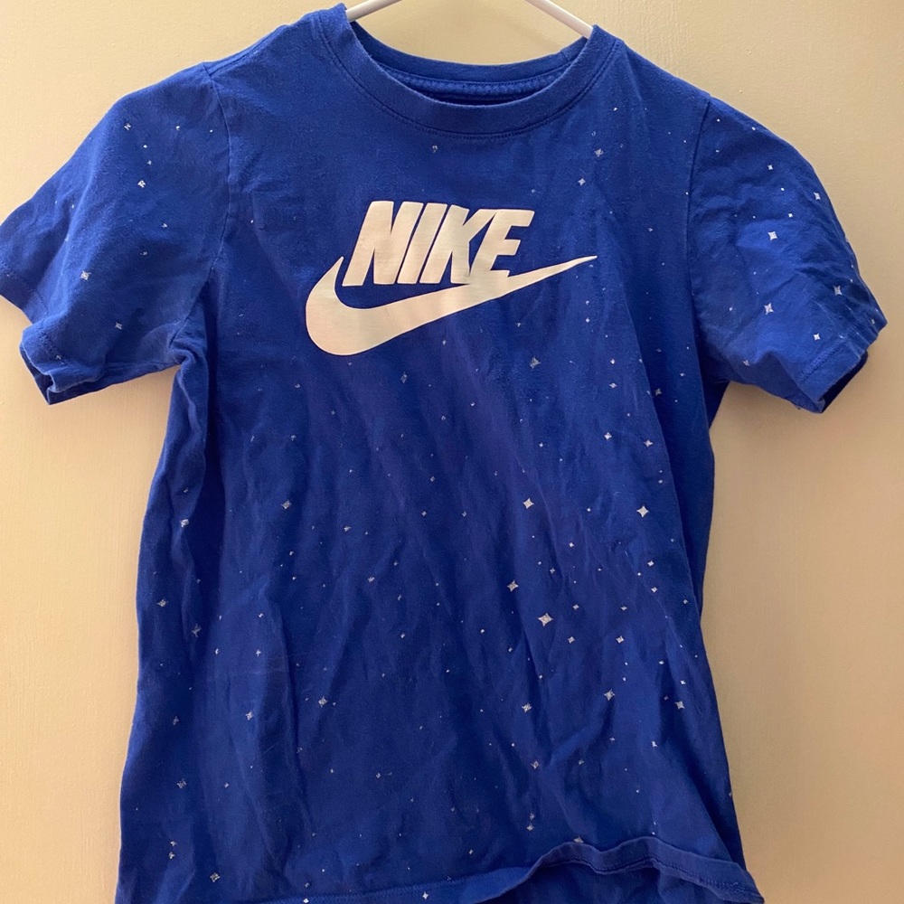 Nike tee shirt